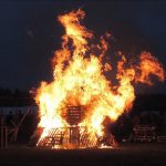 Hechizo de amor: significado real, cómo hacerlo y qué debes saber antes